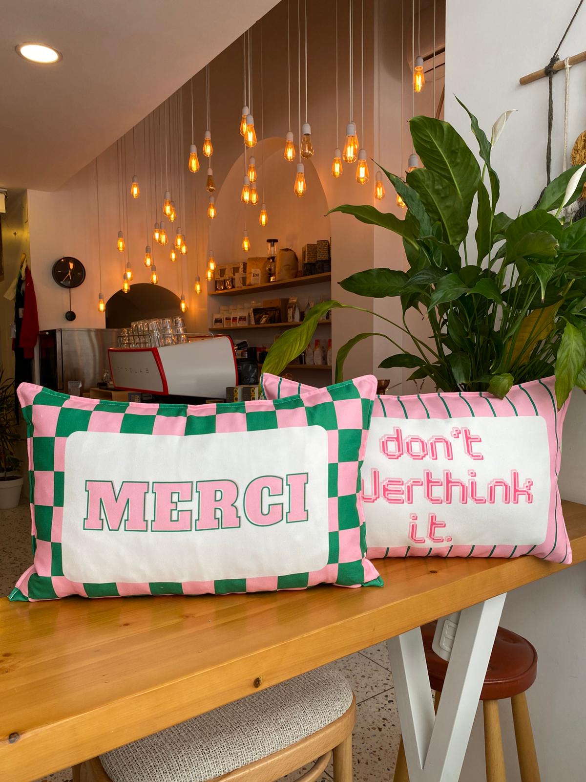 Merci -Dont Overthink It Yazılı 2li Kırlent Kılıfı Seti - 30x50 cm