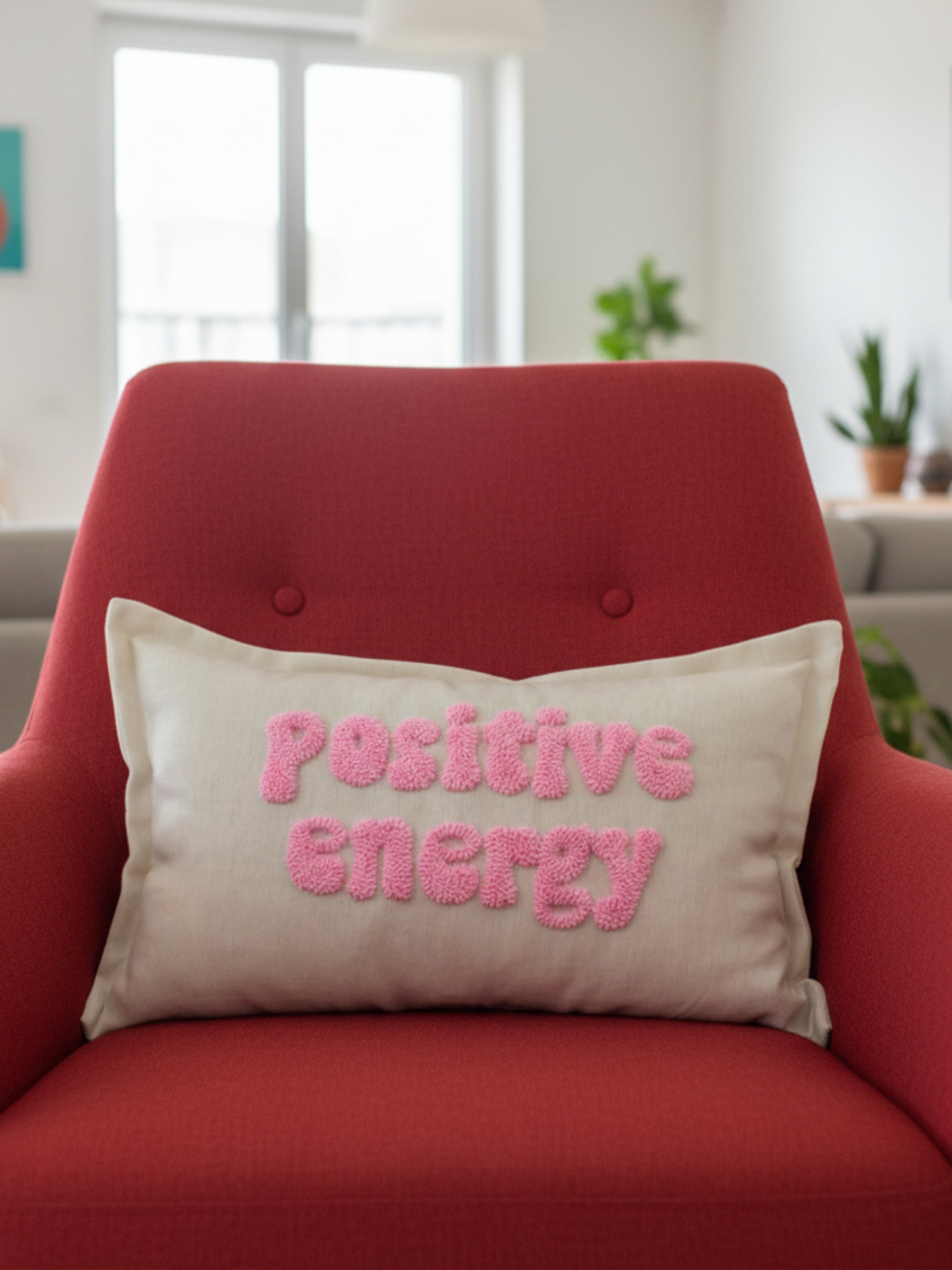 Positive Energy Punch İşlemeli Kırlent Kılıfı - 30x50 cm