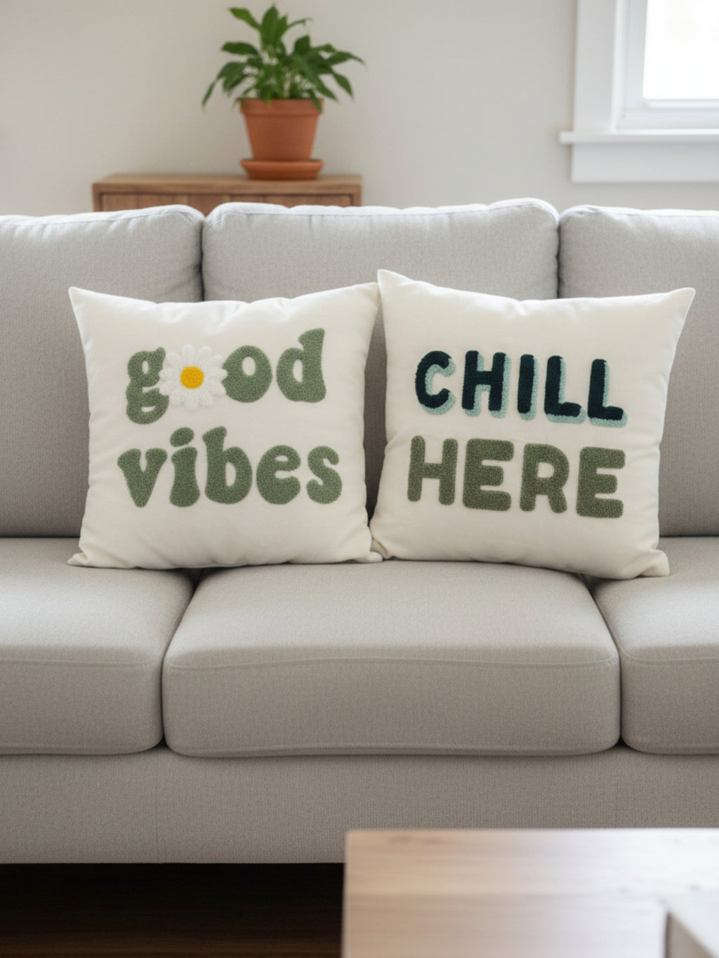 Yeşil Good Vibes - Chill Here Punch İşlemeli 2li Kırlent Kılıfı - 43x43 cm