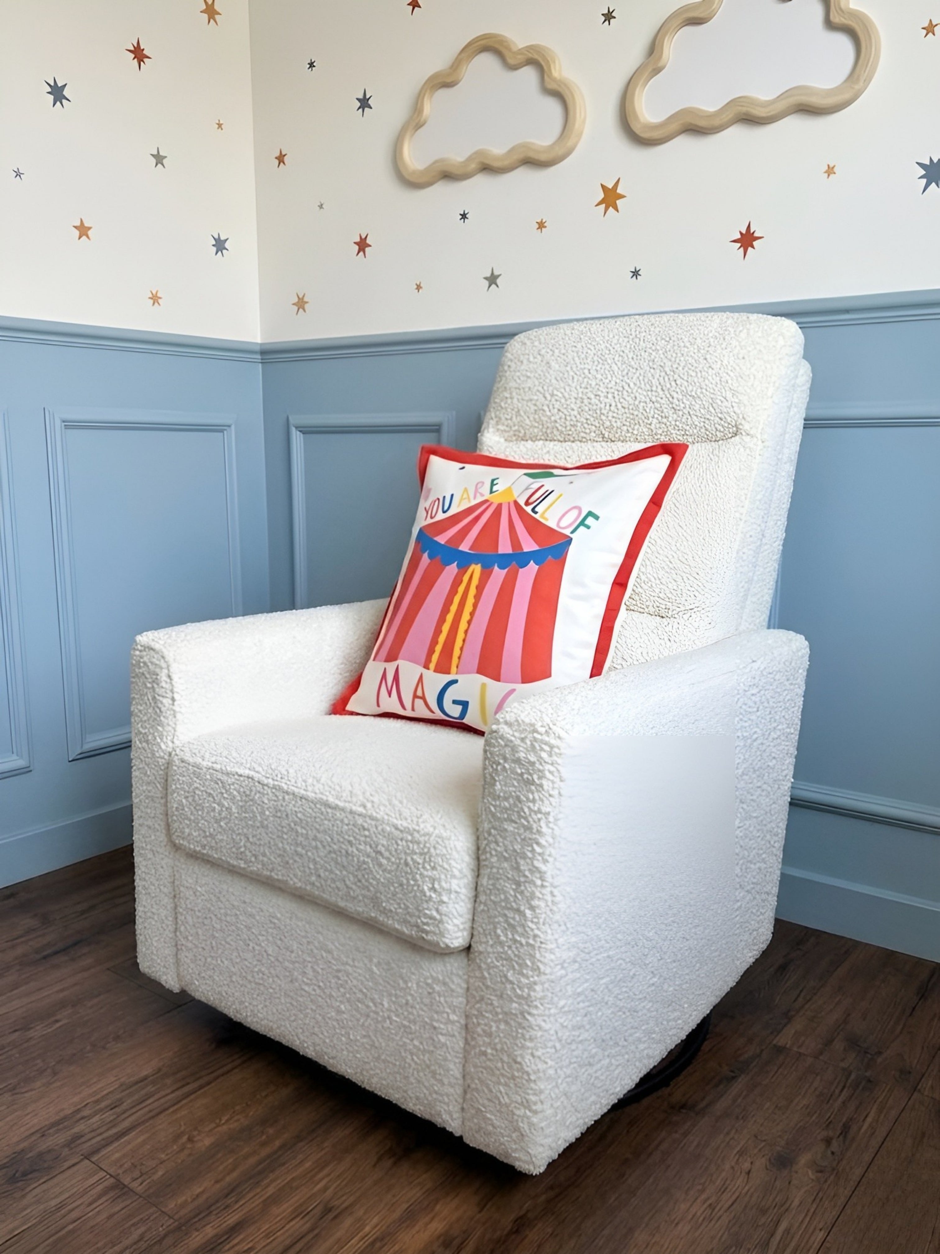 Renkli Çocuk Odası Çift Taraflı Süet Kırlent Kılıfı - 43x43cm