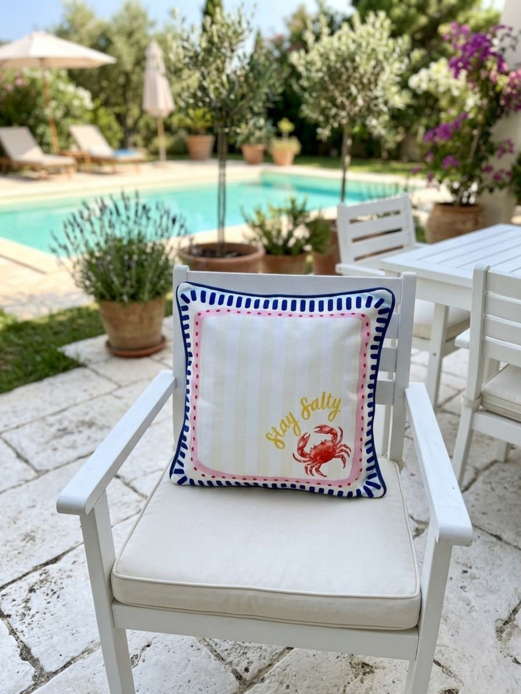 Stay Salty Yazılı Yengeç Desenli Çift Taraflı Biyeli Kırlent Kılıfı - 45x45cm