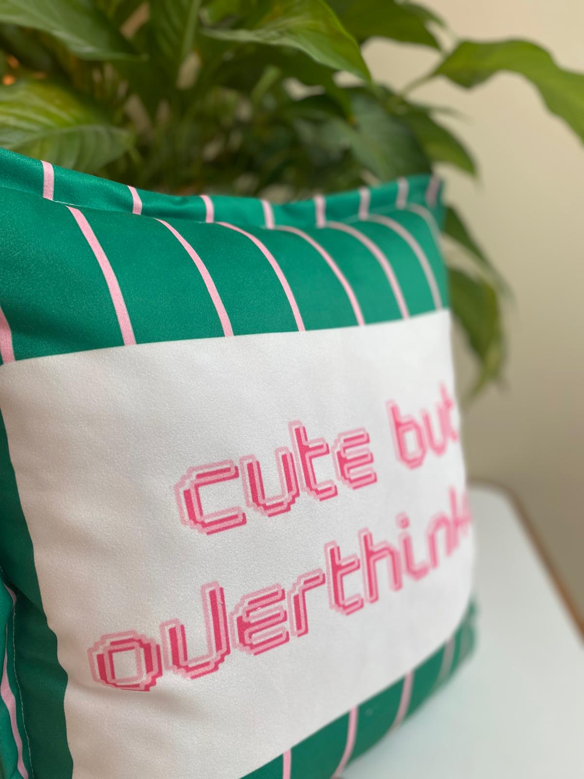 Cute But Overthinker Yazılı Yeşil Süet Kırlent Kılıfı
