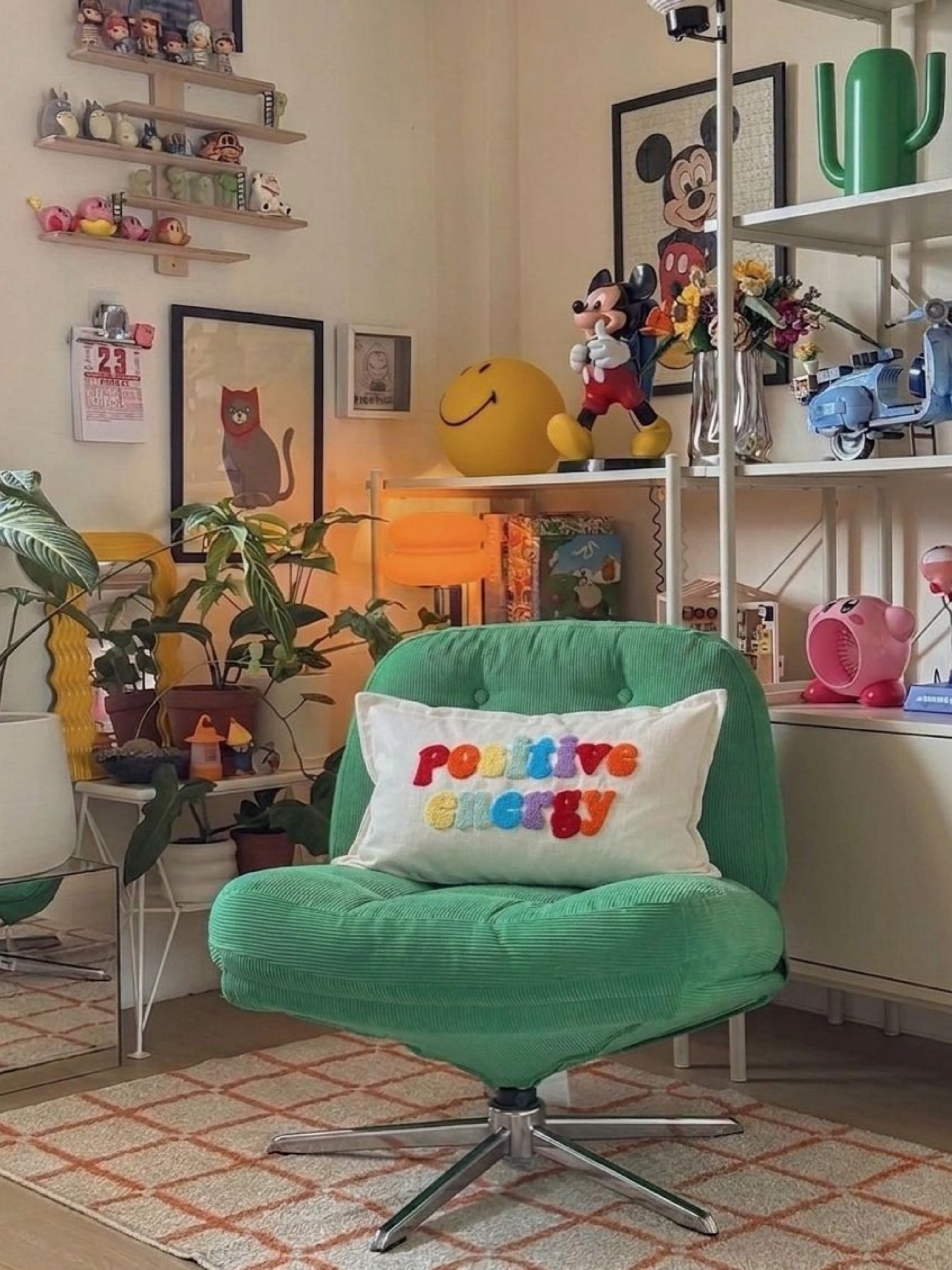 Positive Energy Punch İşlemeli Kırlent Kılıfı - 30x50 cm